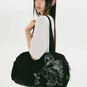 미개봉)스파오 이토준지 산리오 콜라보 숄더백 헬로키티 가방 토미에