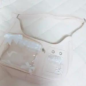 새상품)아이돌 덕질 가방 화이트 |투바투아이브보넥도투어스킥플립에이티즈이즈나아일릿