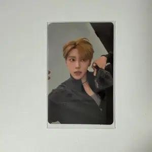 알디원 아르노 EUPHORIA FUR POUCH 포카 판매