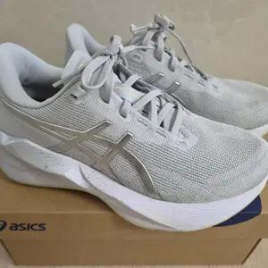 아식스 노바블라스트6 240