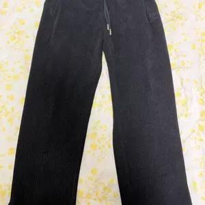 우영미 25FW 블랙 리브드 팬츠