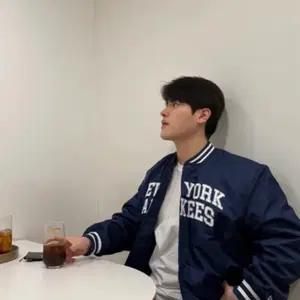 뉴에라 뉴욕 양키스 스타디움 재킷