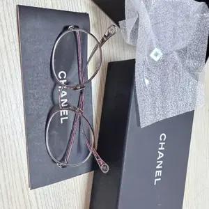 (정품)샤넬안경2209 은색테 판매합니다 제니안경테