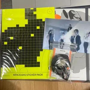 [일괄] 뉴진스 멤버십 2기 버니즈 스티커 렌티큘러 사원증 세트