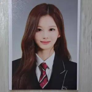 엔믹스 설윤 교복 증사