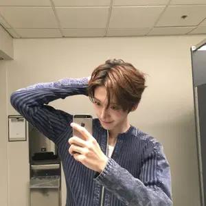 킥플립 동현 우치와 삽니다
