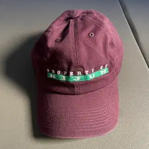 기준 버건디 캡(Logo Cap UNISEX Burgundy)
