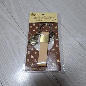 [미개봉] 지브리 마녀배달부 키키, 지지 천연가죽 메탈 참 키홀더