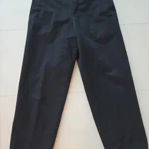 어나더오피스(ANOTHER OFFICE) Officer Curved Chino Pants 블랙