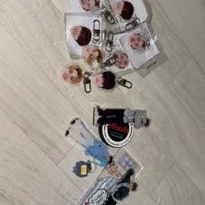 처분 목적) 트레저 아사히 아크릴 도영 지훈 얼굴키링 우치와 히쿤 메지루시 트루즈 가챠 포카 등등