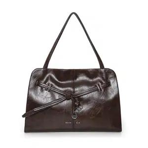 마뗑킴 Matin kim Drop tail mellow big shoulder bag 브라운