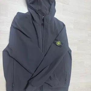 스톤 아일랜드 소프트 쉘 XL