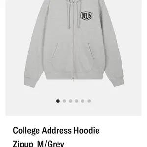 Deus ex machina 데우스 엑스 마키나 College Address Hoodie Zipup_M/Grey