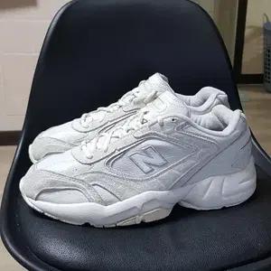 뉴발란스 운동화 화이트(270)