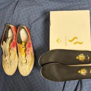 미즈노 알파 재팬 SR4 화이트 골드 285