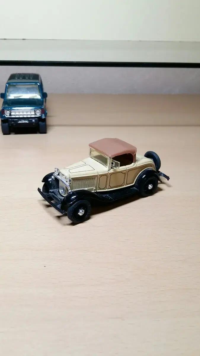 1712번~1932년FORD ROADSTER(자동차모형)