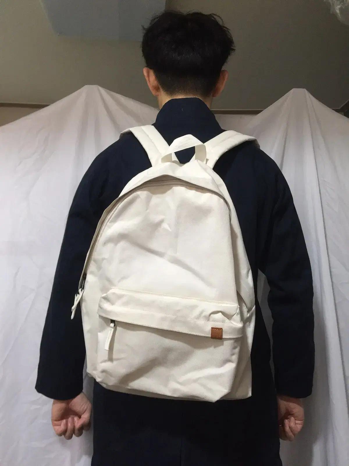 슈펜 SHOOPEN 연베이지 백팩