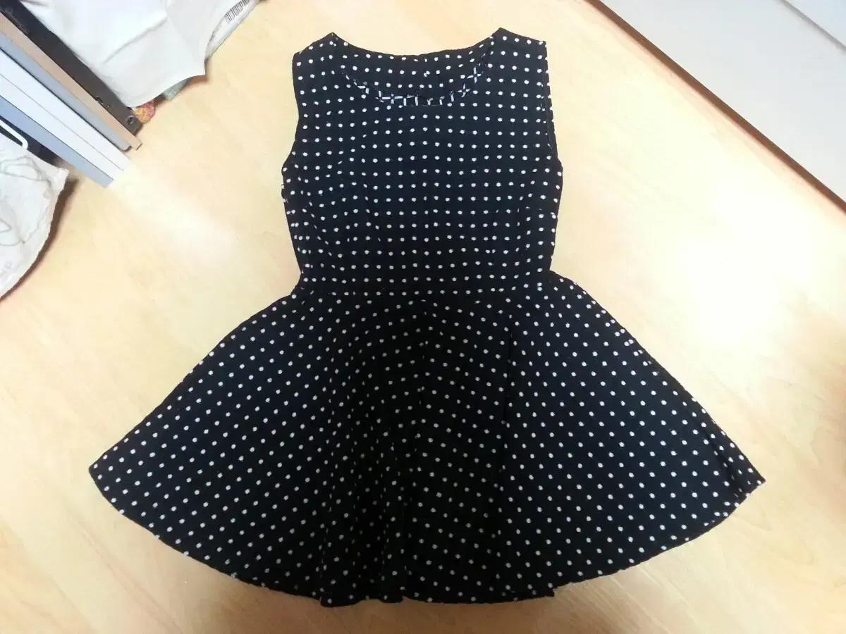 @도트 블랙미니 원피스(대량교신)