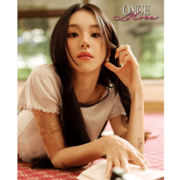 ESQUIRE 에스콰이어 스페셜 포토북 : ONCE MORE D형 (표지 : 트와이스 : 채영)
