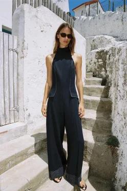 ZARA 콘트라스트 파이핑 홀터넥 점프수트 - 잉크 블 8945/769/430