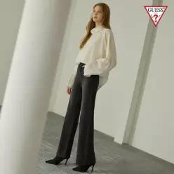 게스 26FW 뉴 플레어핏 데님 여성용