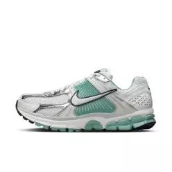 Nike 여성 줌 보메로 5 신발 7740781
