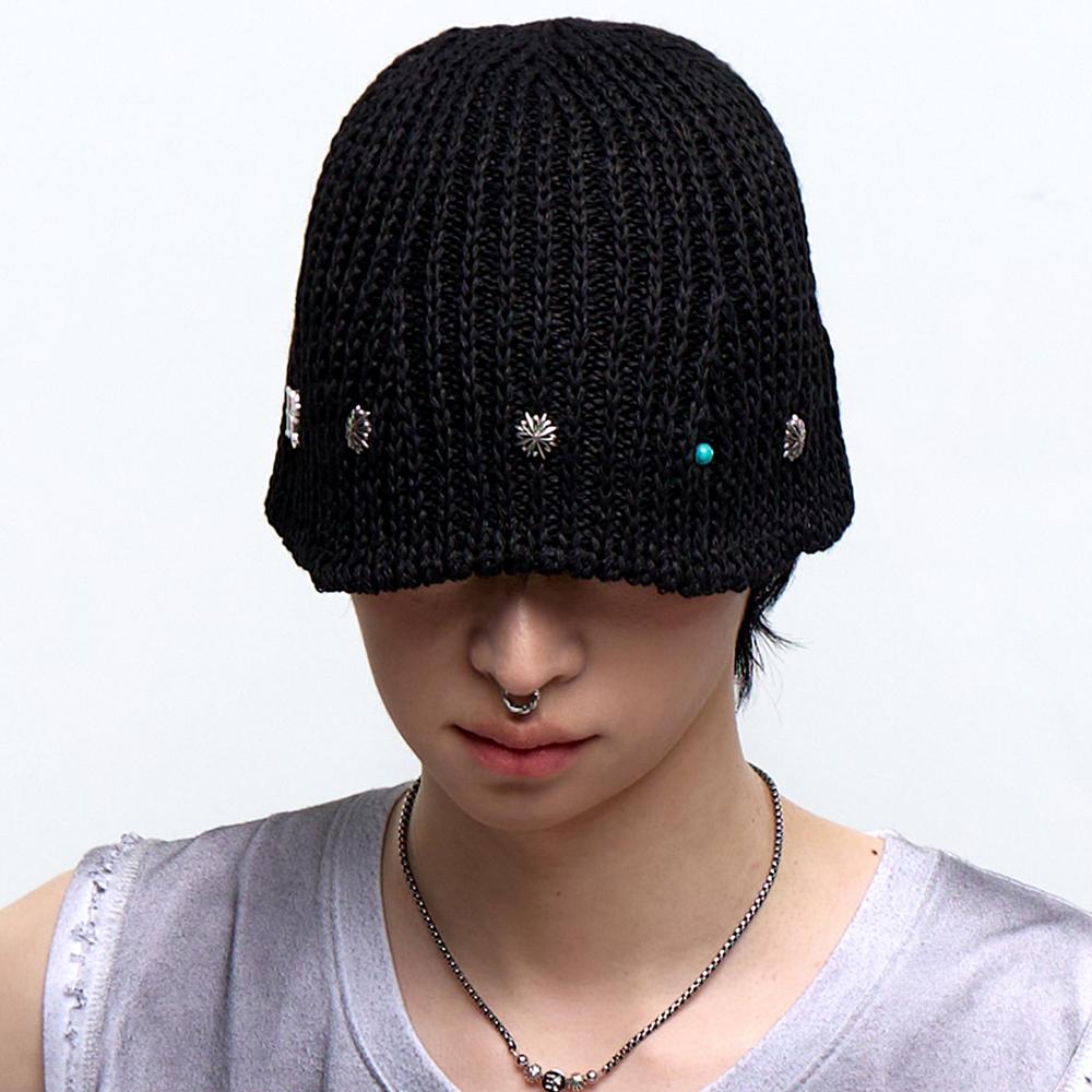 RIVET BUCKET BEANIE - BLACK