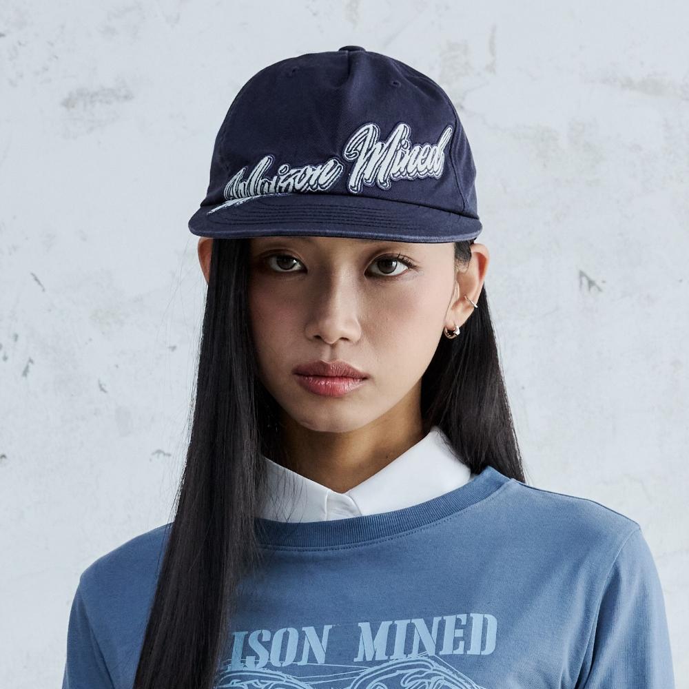 SCRIPT TYPE APPLIQUE BALL CAP NAVY