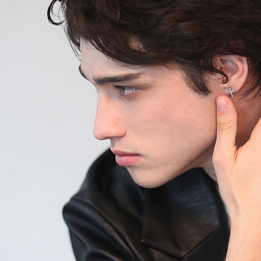 알렉산더 귀걸이 18K 골드 다이아몬드 이어링 ALEXANDER Earring AXE13BP
