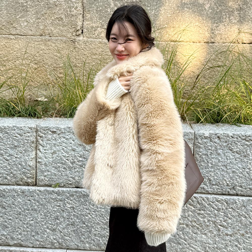 Alpaca faux fur jacket - Beige