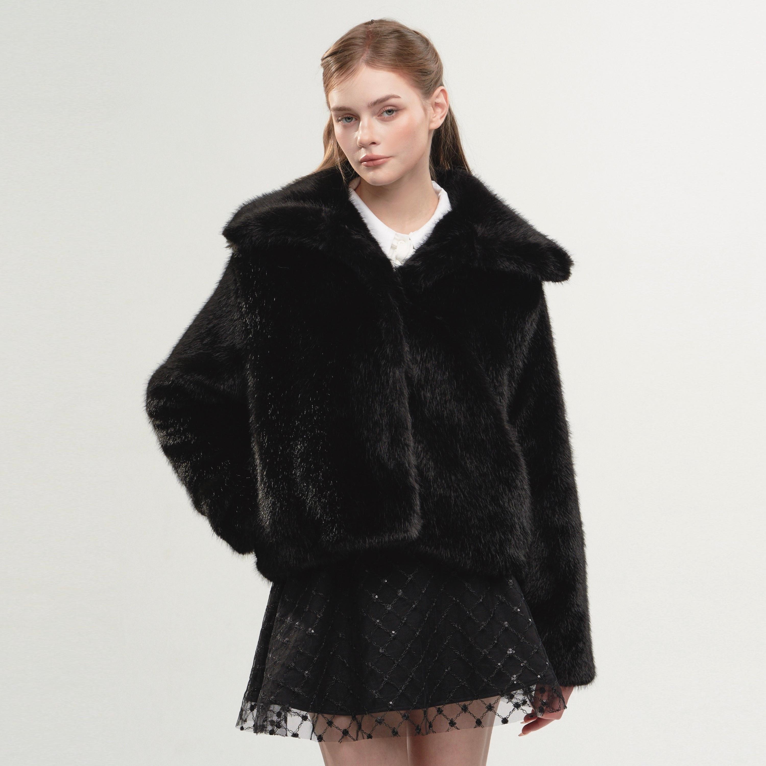 Victoria Fog Shawl Fur Coat - CLASSIC BLACK