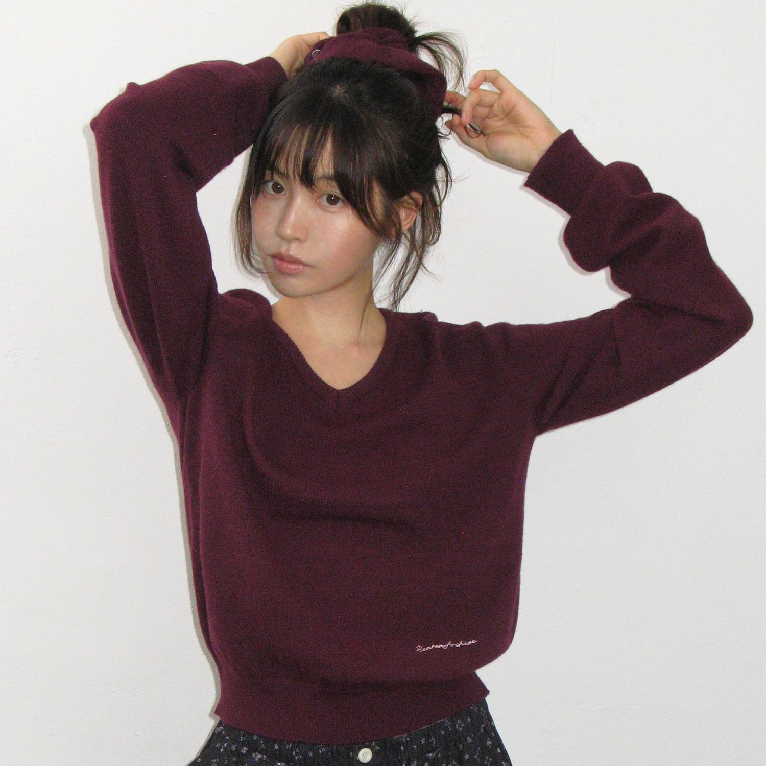 SCRUNCHIE SET LETTERING V NECK KNIT PURPLE