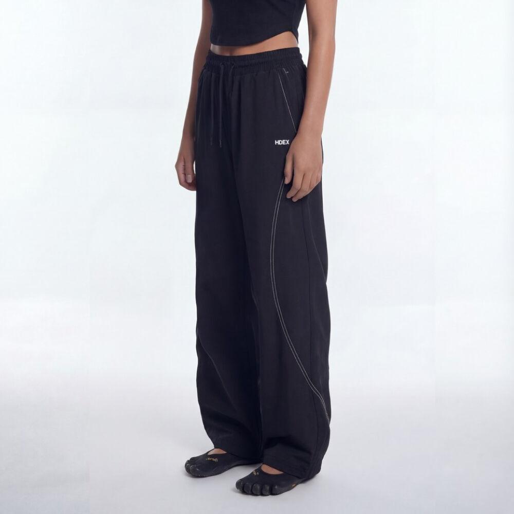 스티치 커브드 나일론 스판 팬츠 W (Black)