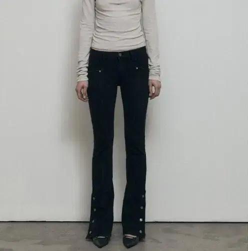 M) 보헤미안서울 버튼 플라이 부츠컷 팬츠 새상품