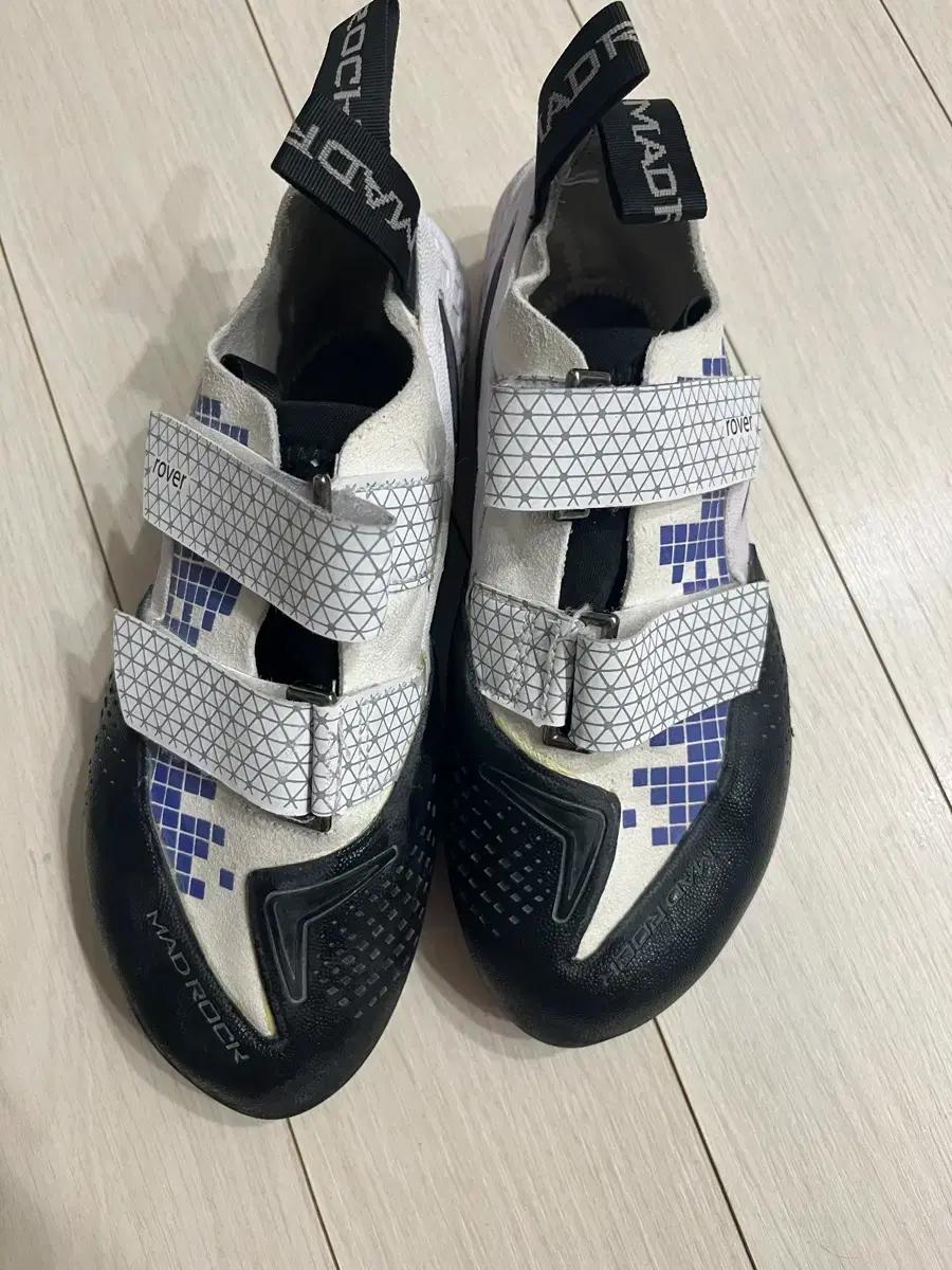 240 매드락 로버 클라이밍슈즈