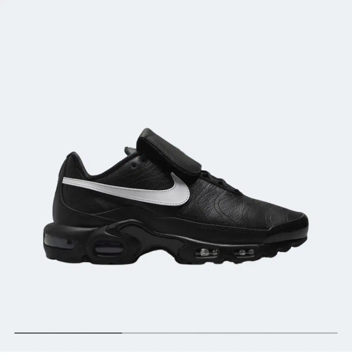 나이키 에어맥스 플러스 TNPO 블랙 240