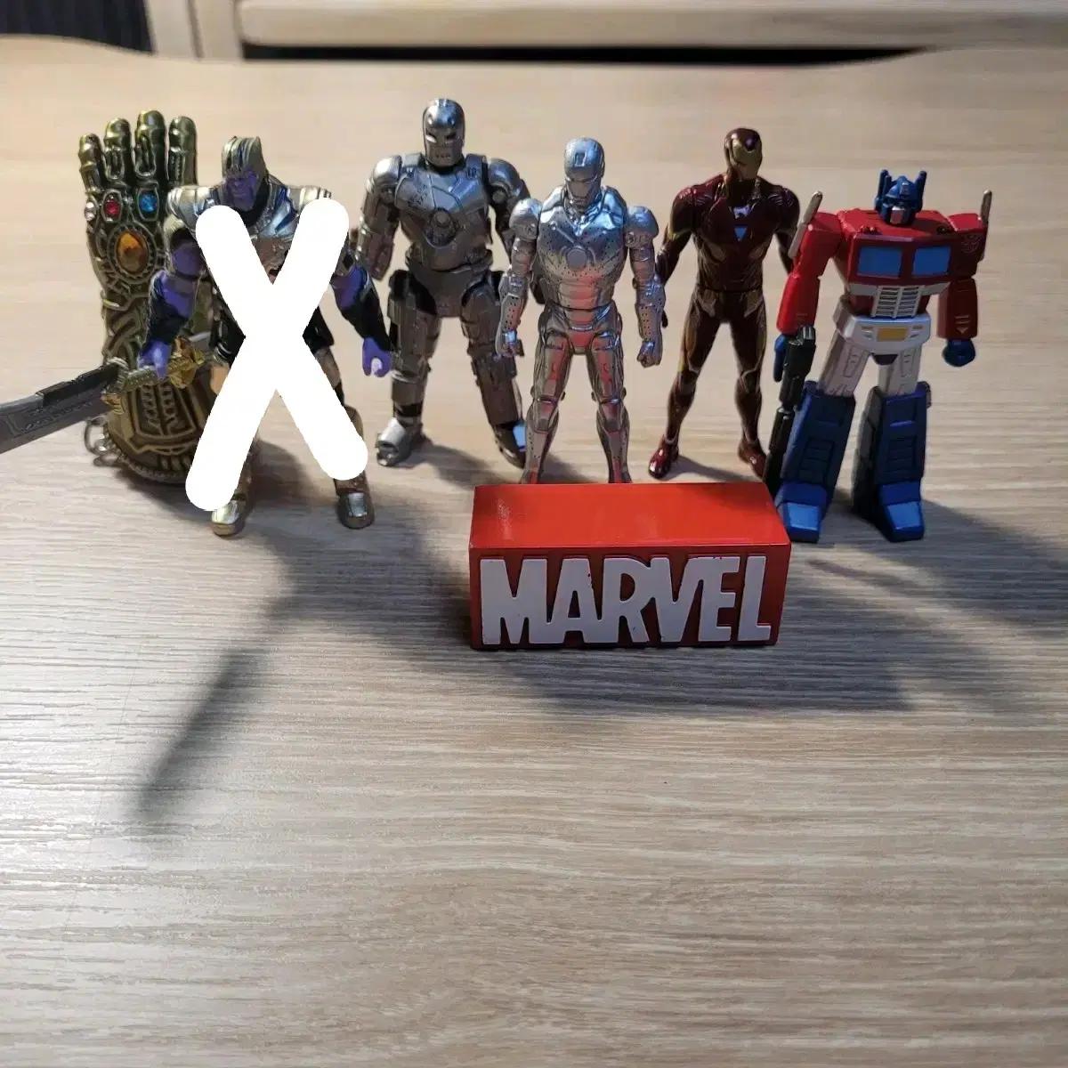 메타코레 마블 어벤져스 타노스 아이언맨, 트랜스포머옵티머스 프라임 피규어