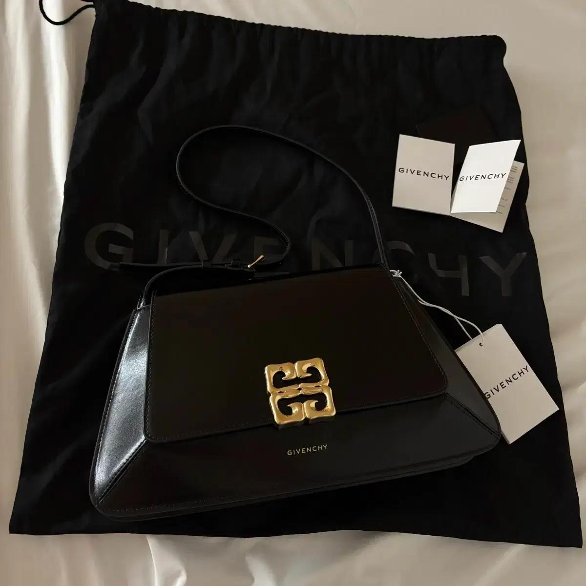 25SS 지방시 숄더백 Givenchy 4G Liquid Leather