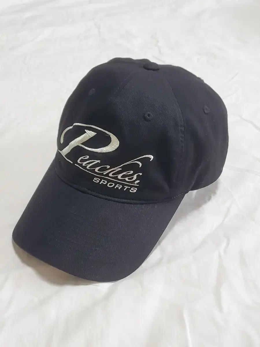 피치스 peaches 볼캡