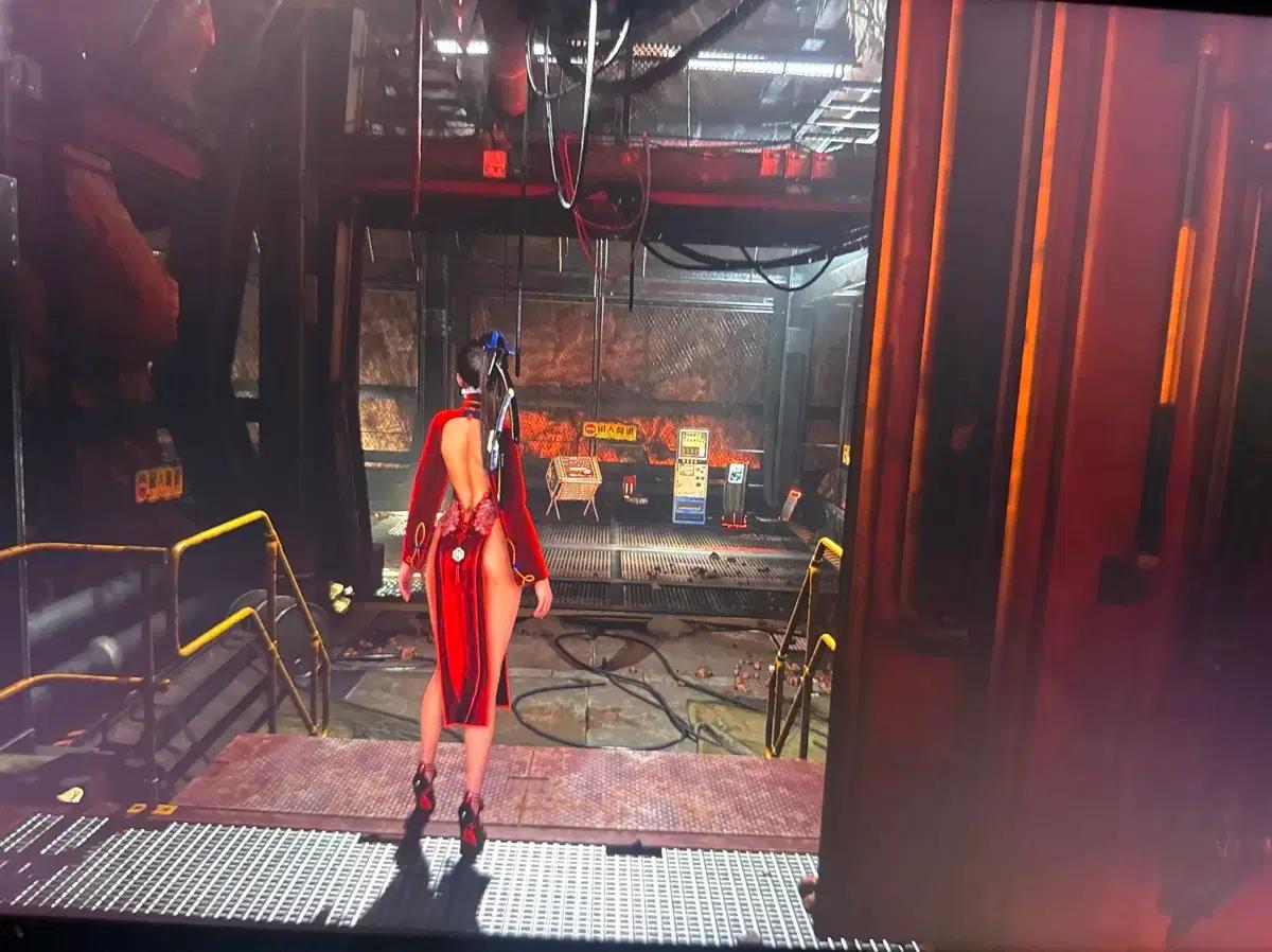 니케 홍련스킨 판매합니다.