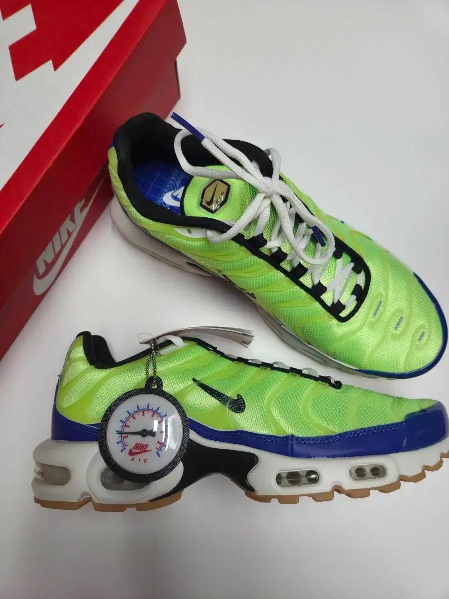 나이키 에어맥스 플러스 SE 265 고스트그린 새상품