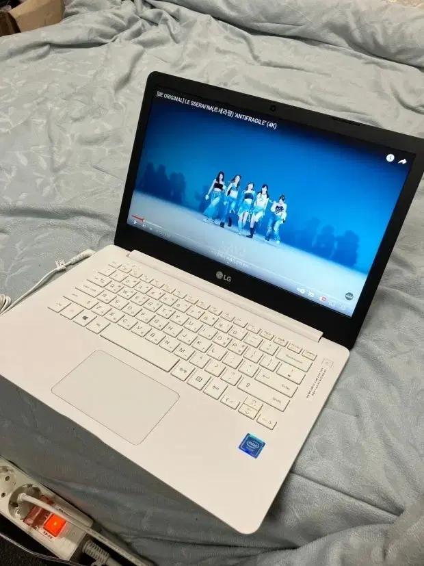 LG 엘지 슬림형 화이트 고성능 노트북 판매