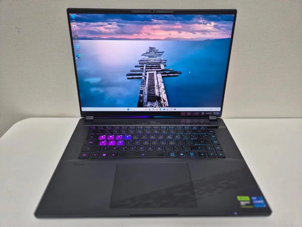 기가바이트 어로스 AROUS 16X RTX4070 게이밍 노트북