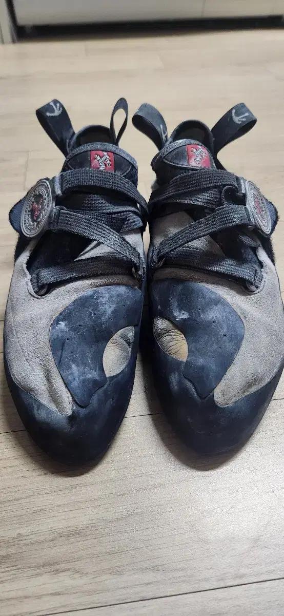 테나야 오아시 39/1 클라이밍/암벽화