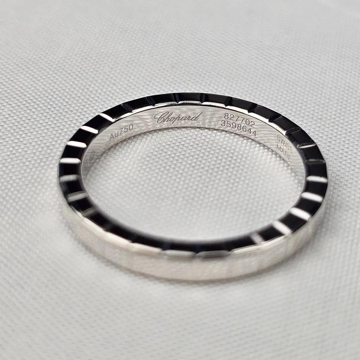 쇼파드 아이스 큐브 미니 화이트 골드 50호 10호 반지 링