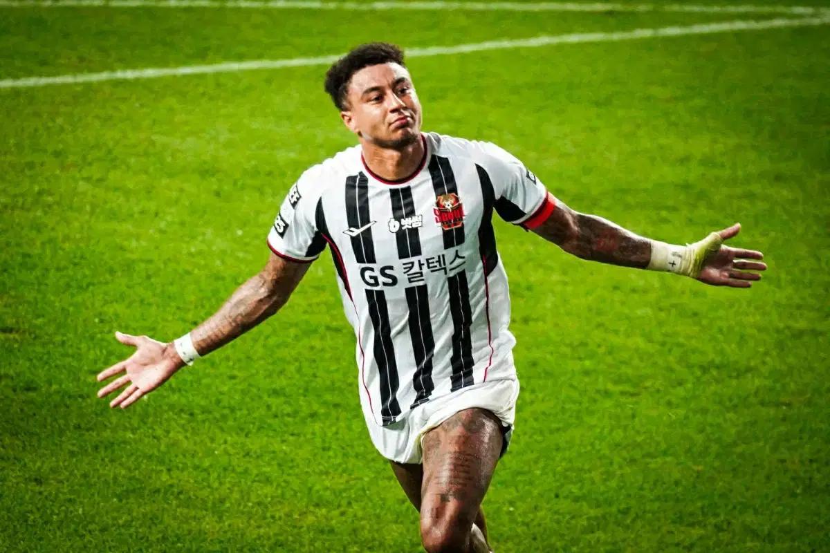 FC 서울 바르셀로나 친선경기 티켓 삽니다