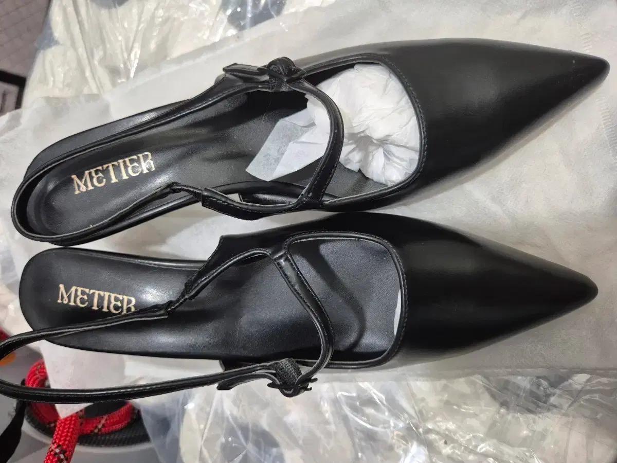 메티에 블랙 여성 슈즈