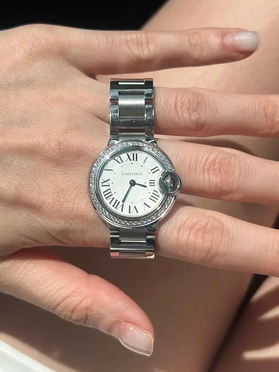 까르띠에 발롱 다이아 28mm 거의새걱