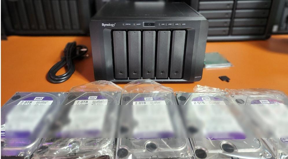 시놀로지DS1515+ 램4G + WD purple 10TB