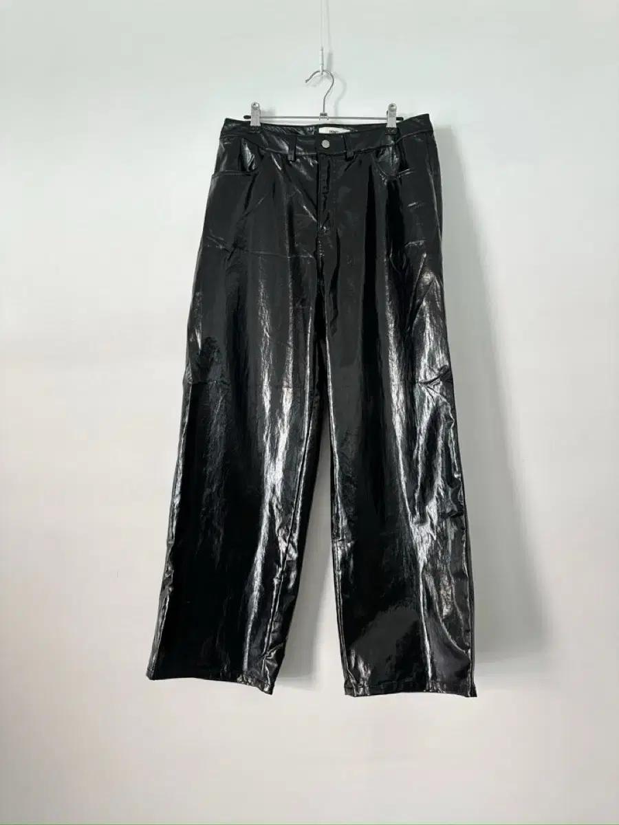 DEINET straight coated glossy pants